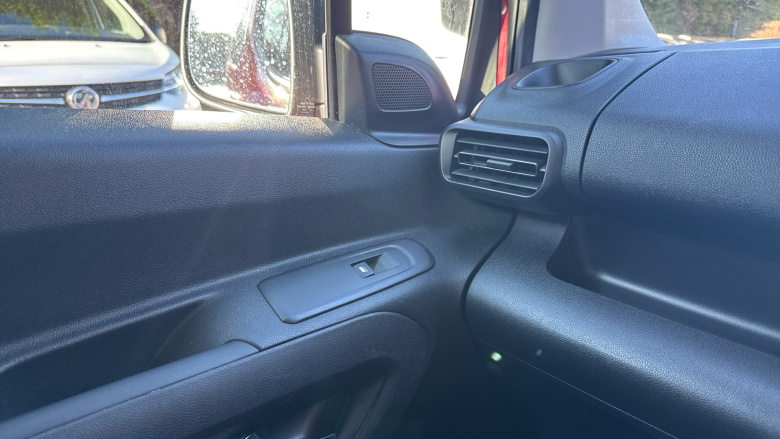 Vauxhall Combo Life 1.2 Turbo Energy 5dr [7 seat] Petrol Estate